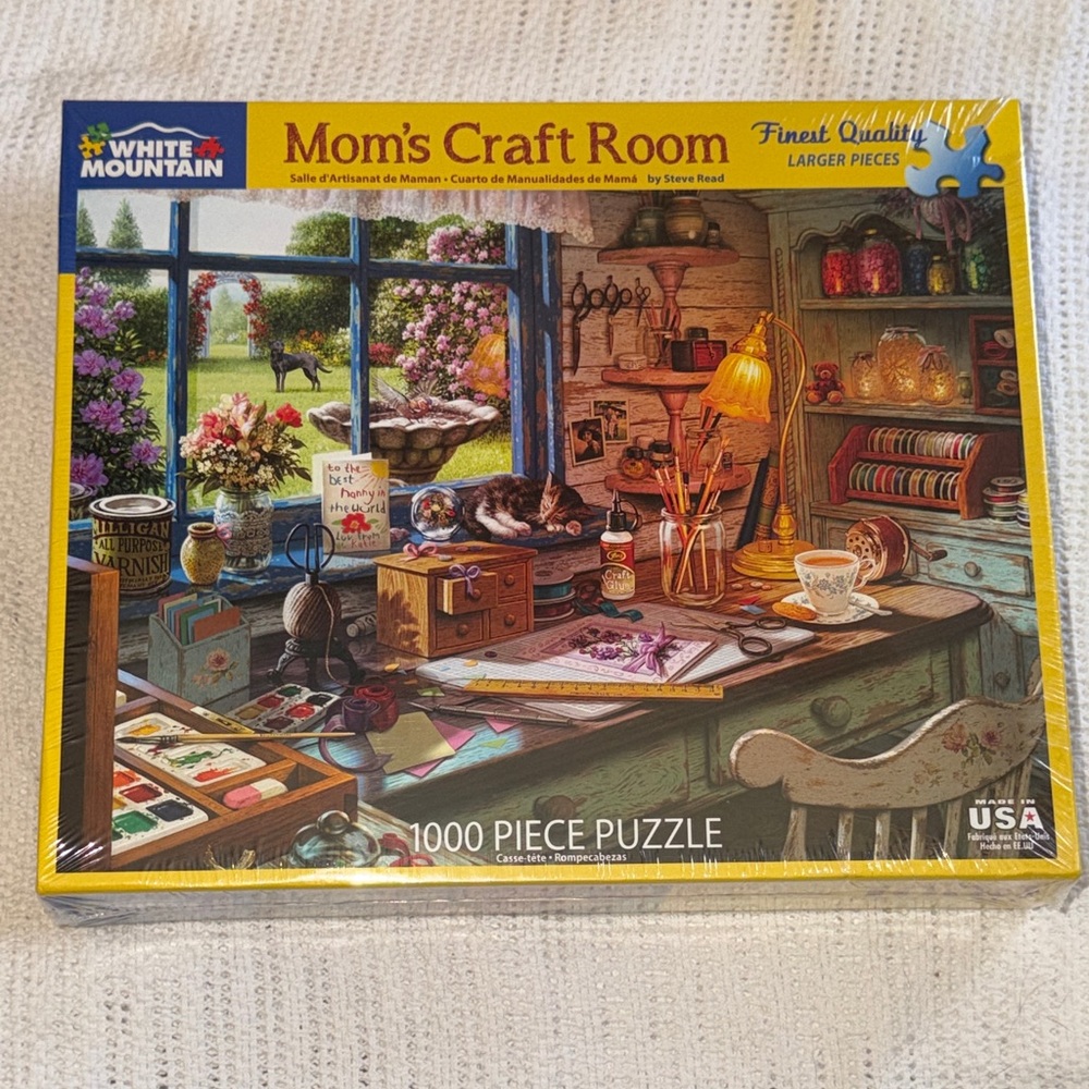 White Mountain Mom's‎ Craft Room Puzzle - Vibrant Colors 1000 piece NEW
